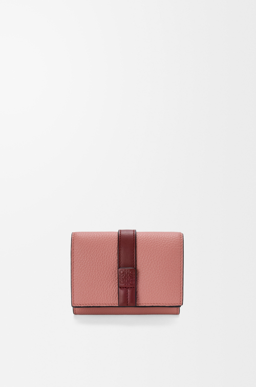 LOEWE Cartera con tres pliegues en suave piel de ternera graneada Empolvado/Caoba