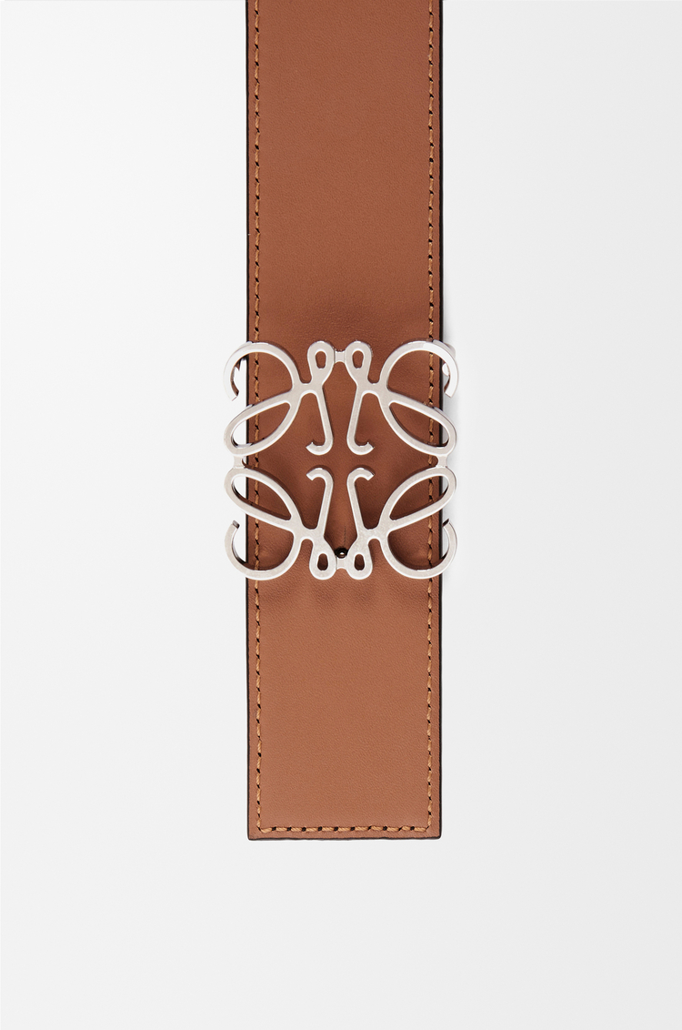 LOEWE Cinturón reversible Anagram en piel de ternera lisa Negro/Bronceado/Paladio