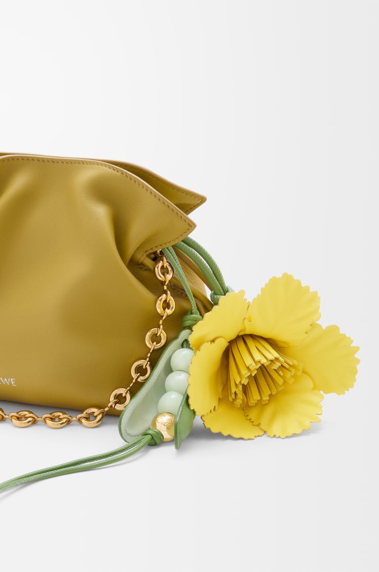 LOEWE Pea pod charm in classic calfskin Spring Green/Spring Jade