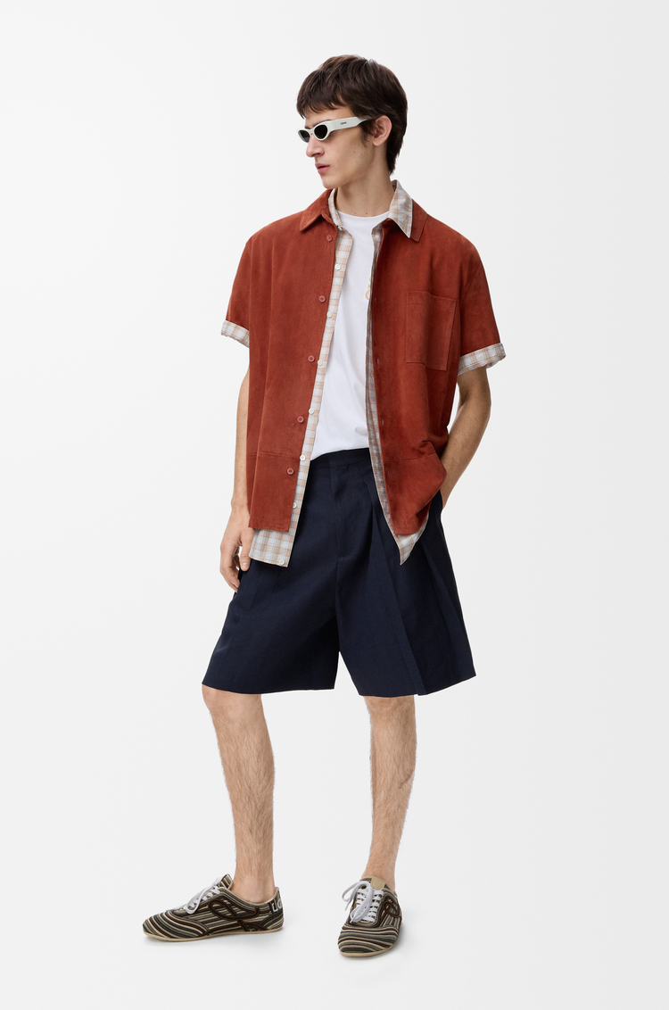 LOEWE Pleated shorts in cotton and linen Navy/Black