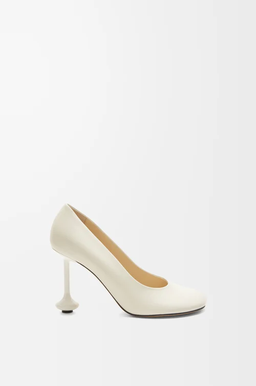 LOEWE Toy pump in goatskin White