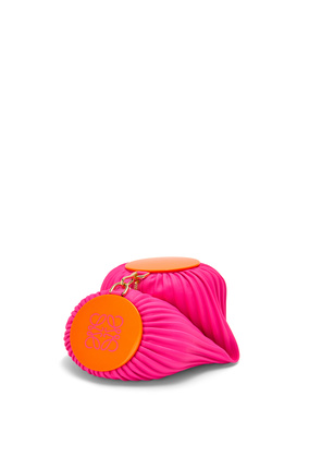 LOEWE 褶皱纳帕皮革和醋酸纤维手链小包 Neon Pink plp_rd