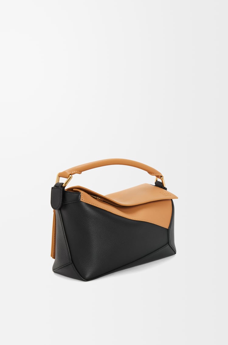 LOEWE 小号经典牛皮革 Puzzle 手袋 暖沙黄色/黑色