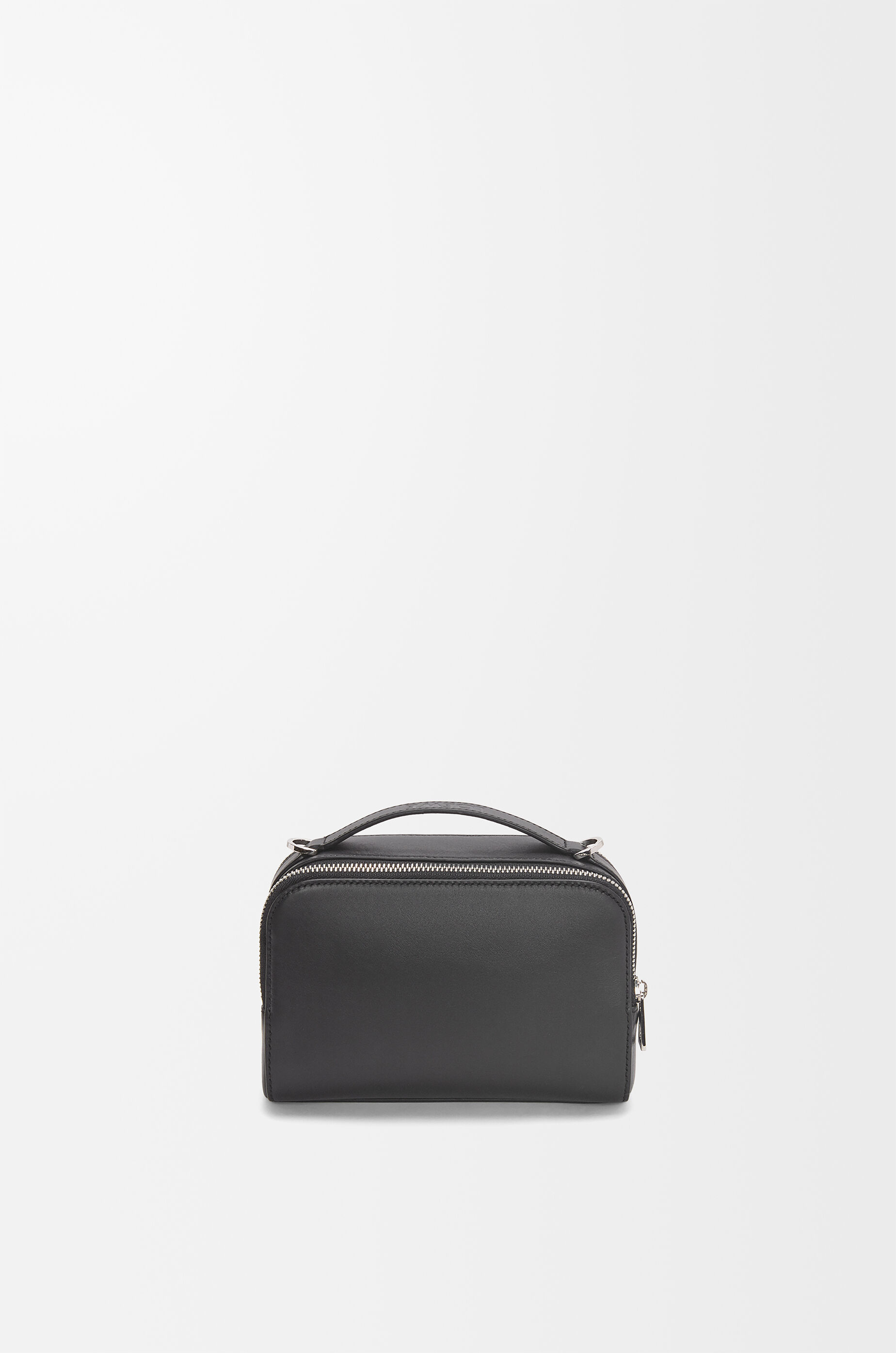 クロスボディ カメラバッグ ミニ（サテンカーフ） ブラック - LOEWE