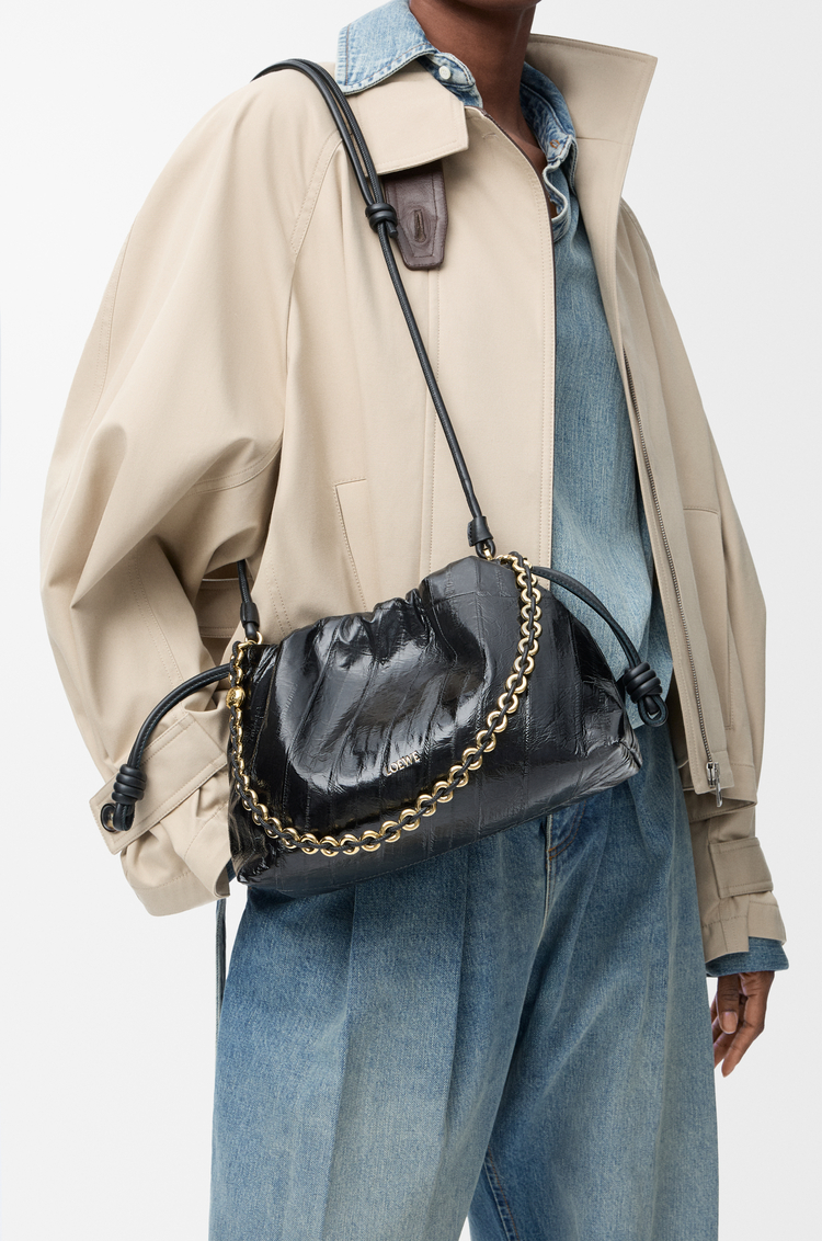 LOEWE Bolso Flamenco purse mediano en piel de anguila Negro