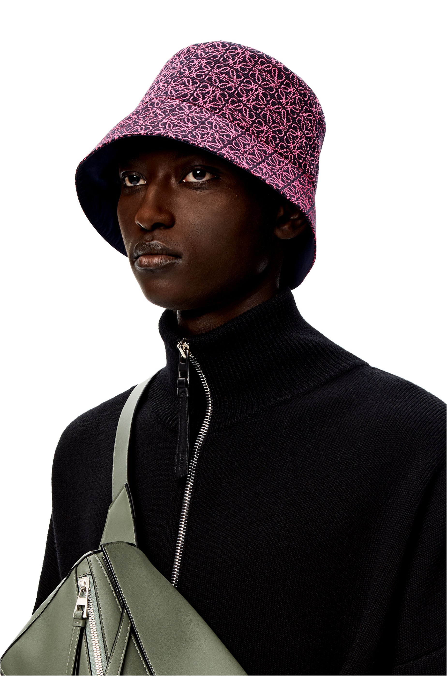Reversible Anagram bucket hat in jacquard and nylon