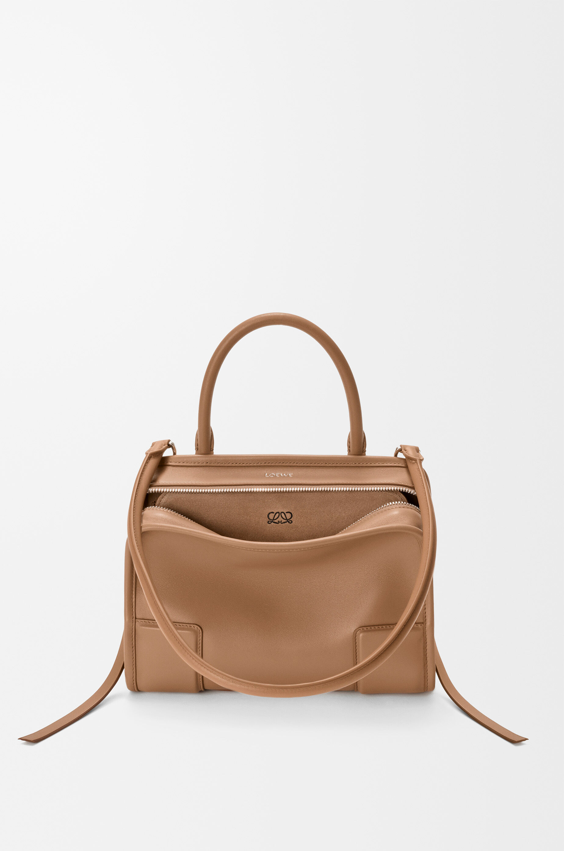 新品未使用【LOEWE】アマソナ180 バッグ スモール（ソフトカーフ） アマソナ180 バッグ スモール（ソフトカーフ） ブラウン - ロエベ 日本