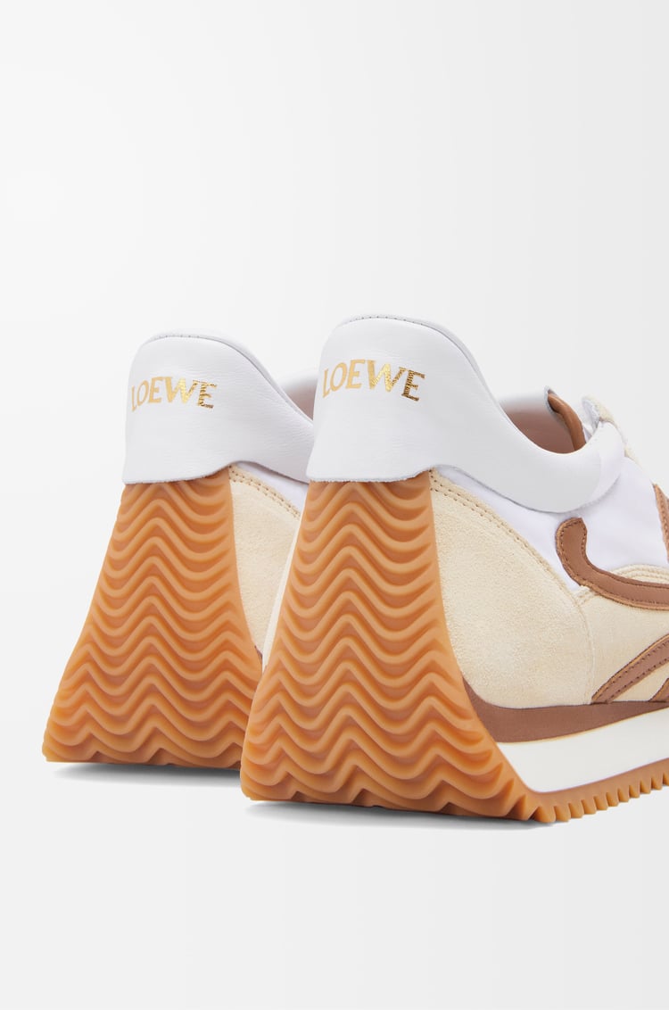 LOEWE フローランナー 2.0（ナイロン&スエード） チョコレート/オルモストオプティック