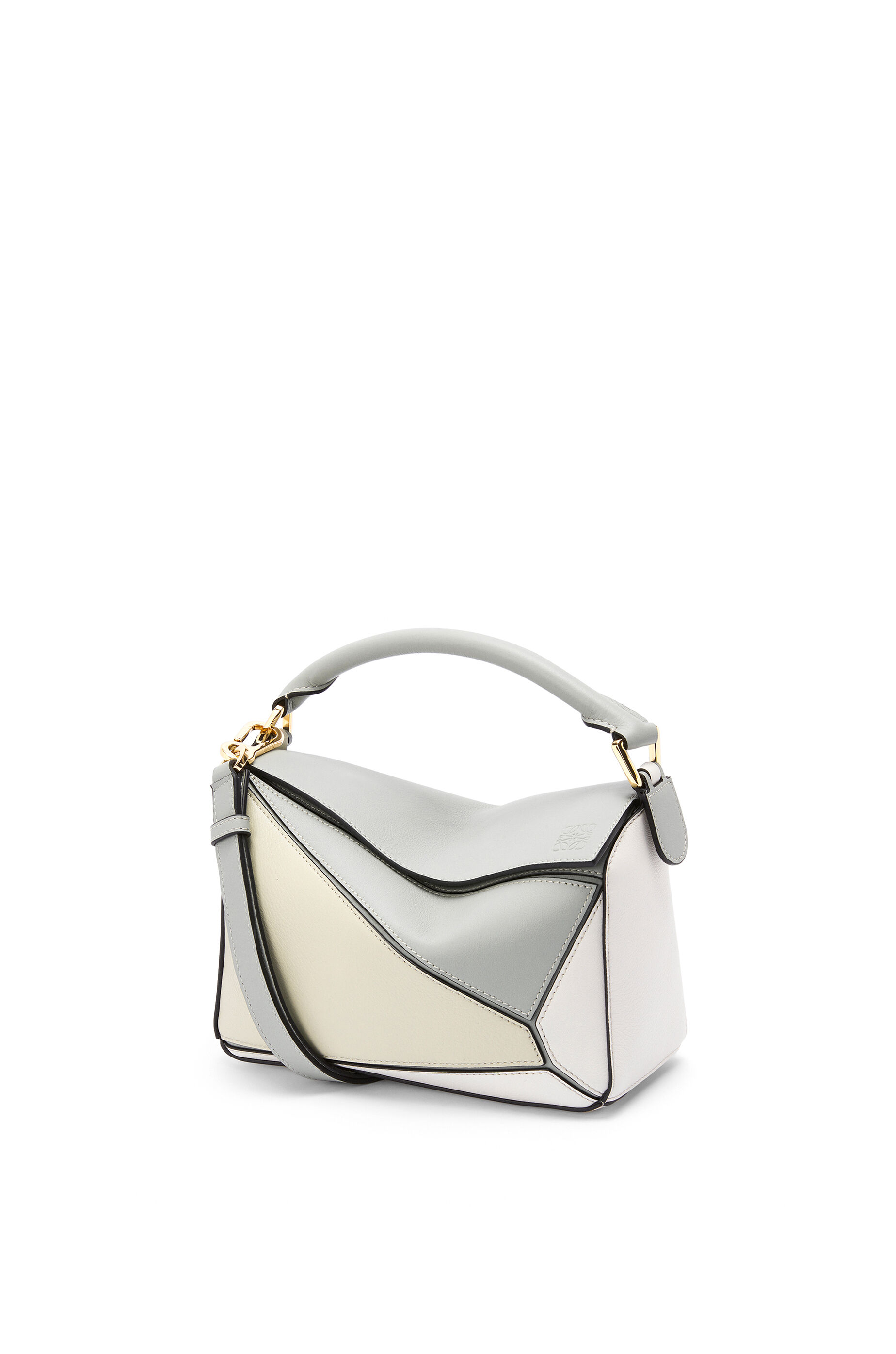 Small Puzzle bag in classic calfskin