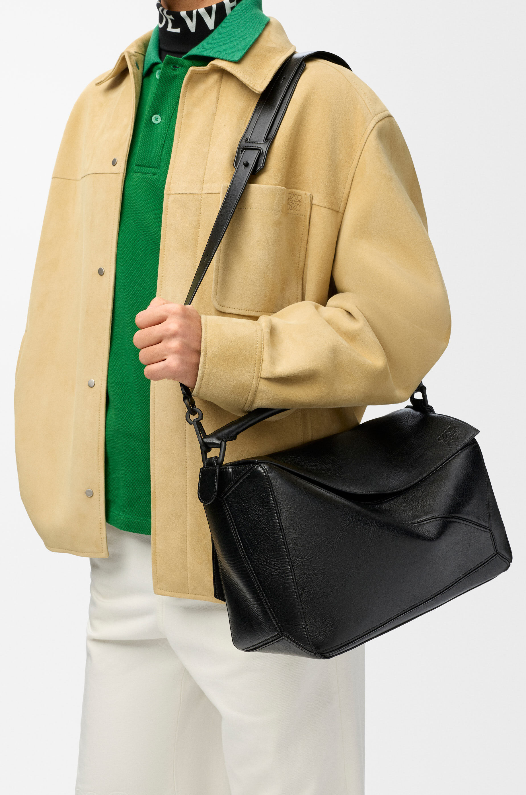 h*p様 【最終値下げ】LOEWE パズル　バッグ　ブラック　ラージ パズルバッグ ラージ（ペーパーカーフ） ブラック - ロエベ 日本 公式