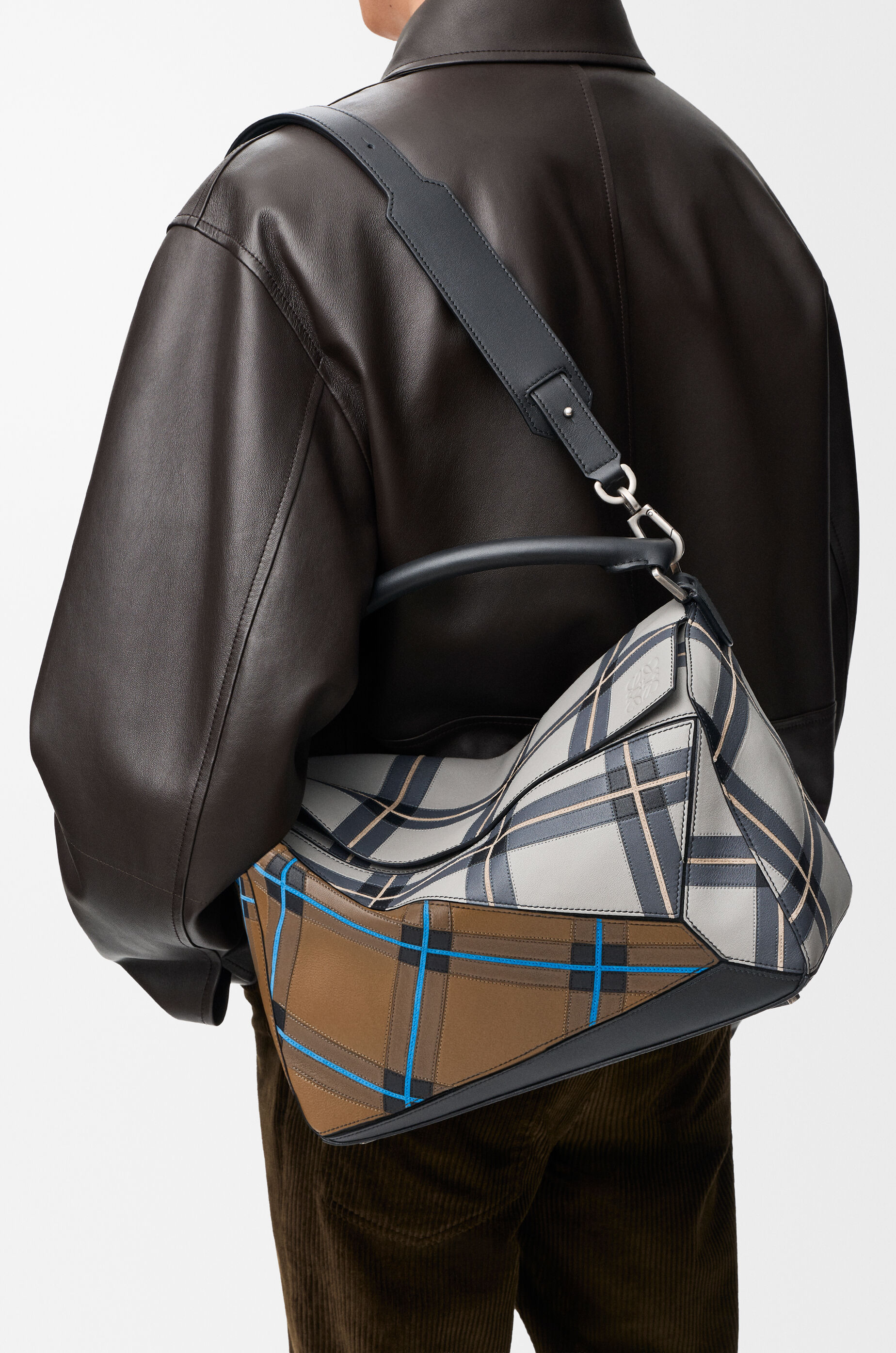 Large Puzzle bag in check intarsio Green - LOEWE International