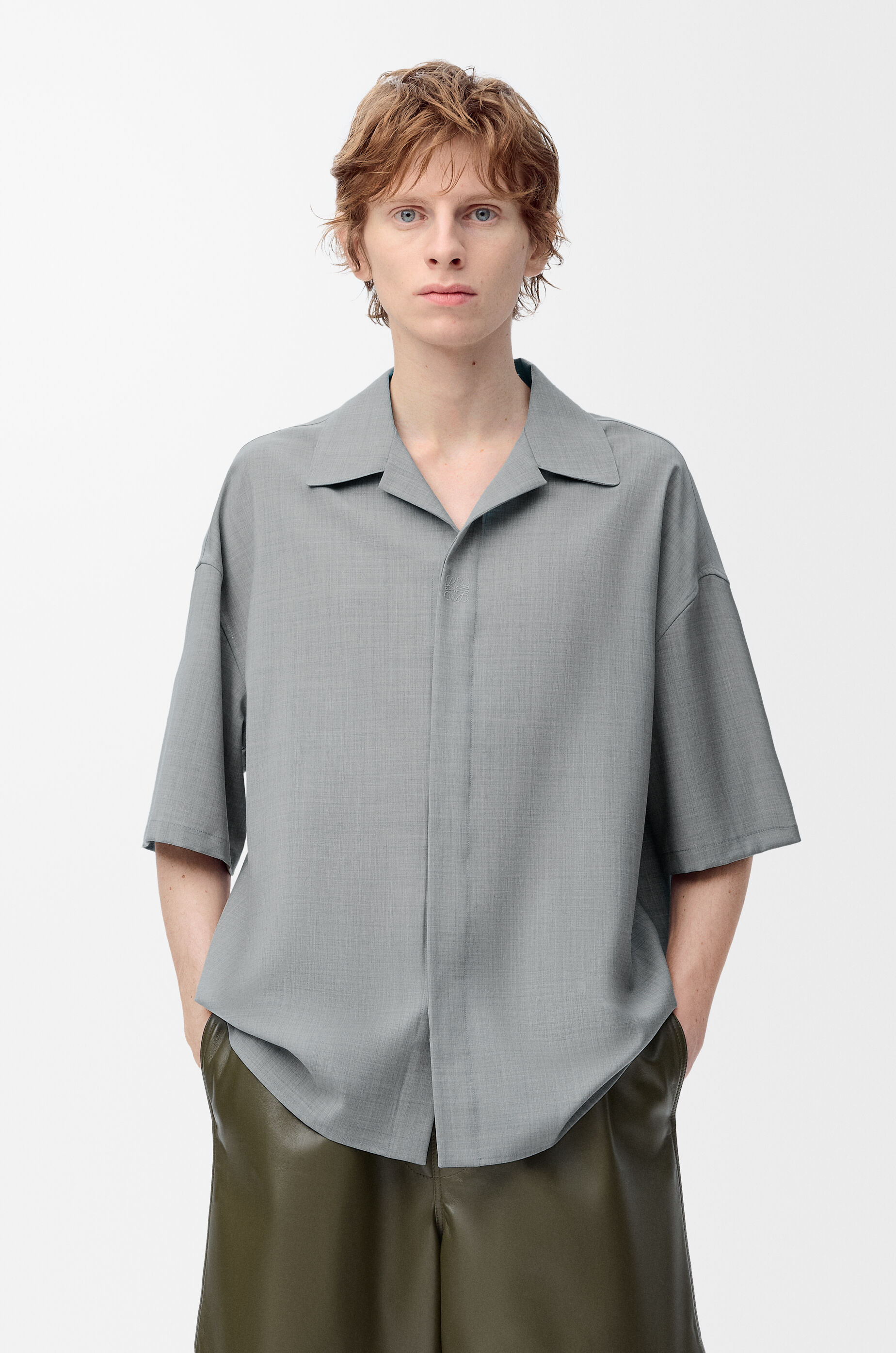 LOEWE☆ショートスリーブ シャツ（ウール）ダークブルー LOEWE】ロエベ ショートスリーブ シャツ ウール (LOEWE/シャツ