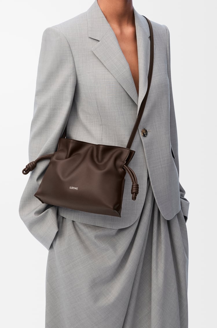 LOEWE フラメンコクラッチ ミニ（ナパカーフ） チョコレート