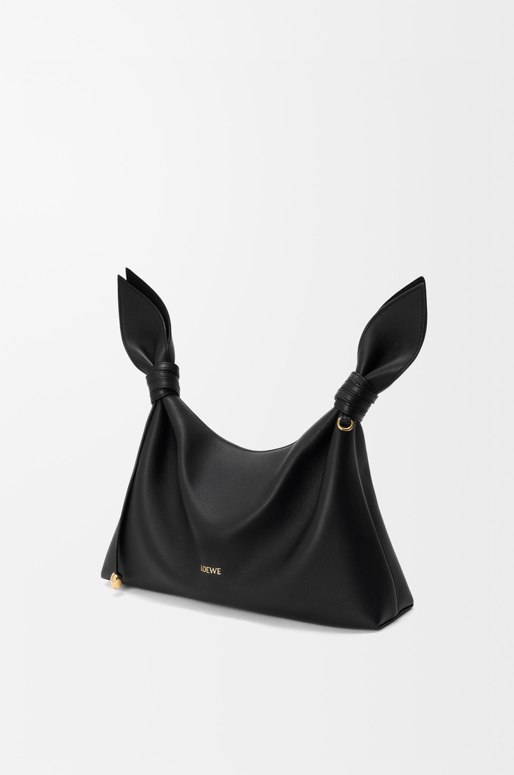 LOEWE Bolso Scarf mediano en piel de ternera lisa Negro