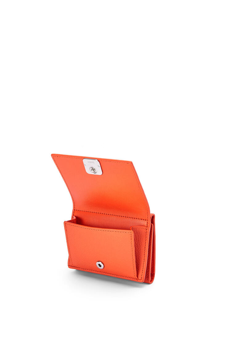 LOEWE Anagram trifold wallet in pebble grain calfskin Orange