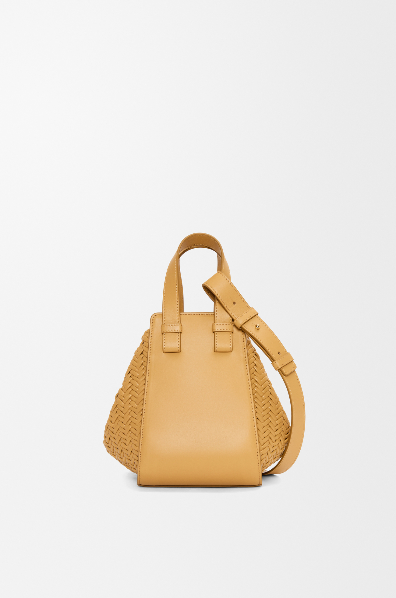 LOEWE Bolso Hammock Compact en piel de ternera Sáhara plp_rd