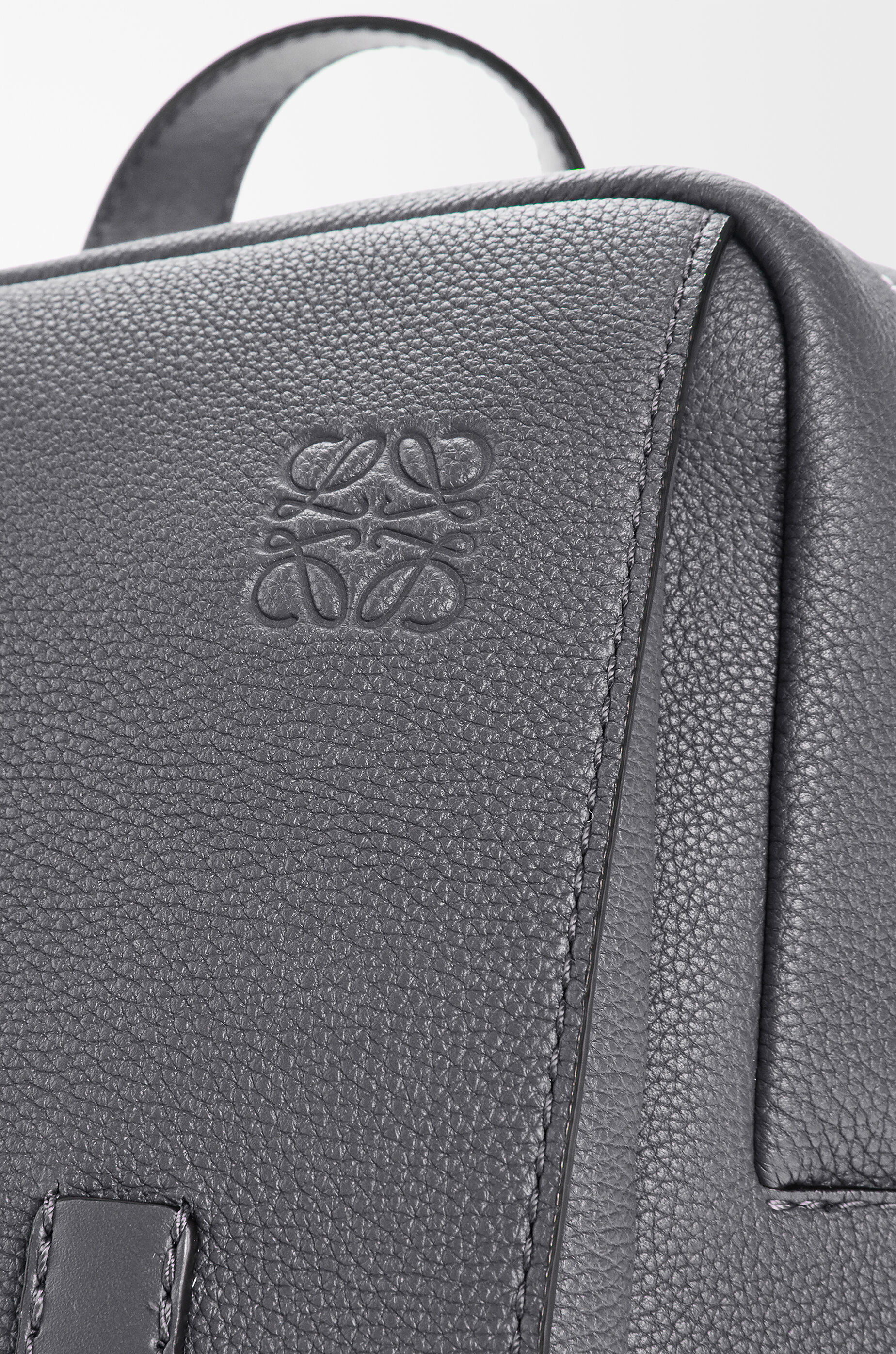 アナグラム　ミリタリー　バックパック ミリタリー バックパック（ソフトグレインカーフ） グレー - LOEWE