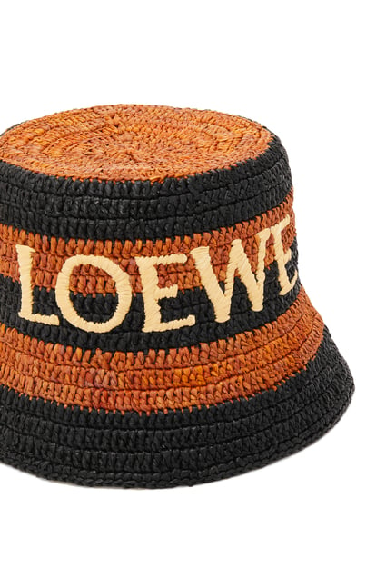 LOEWE Bucket Hat aus Bast Schwarz/Honiggold plp_rd