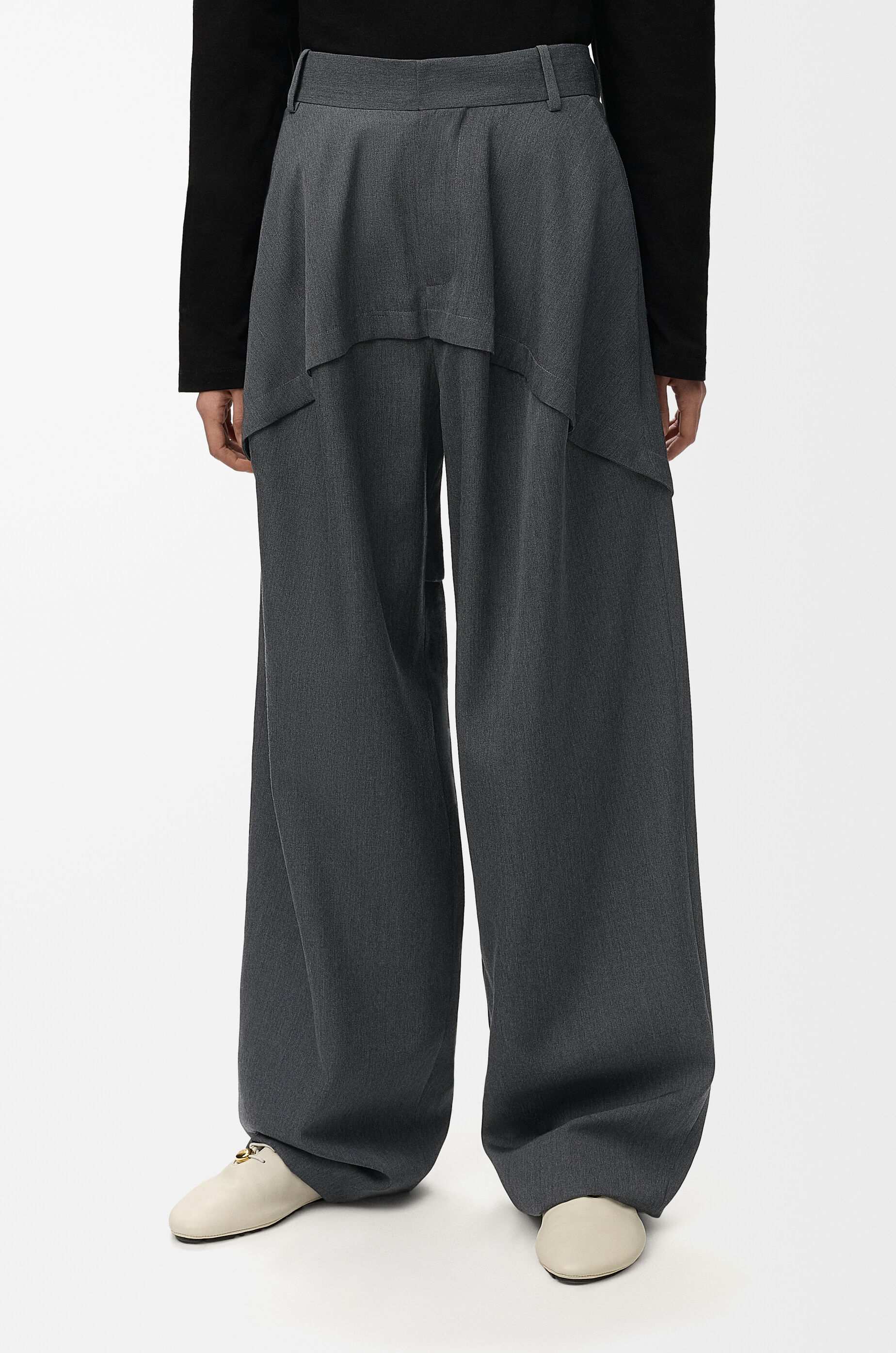 Trousers in wool Grey - LOEWE APAC official website