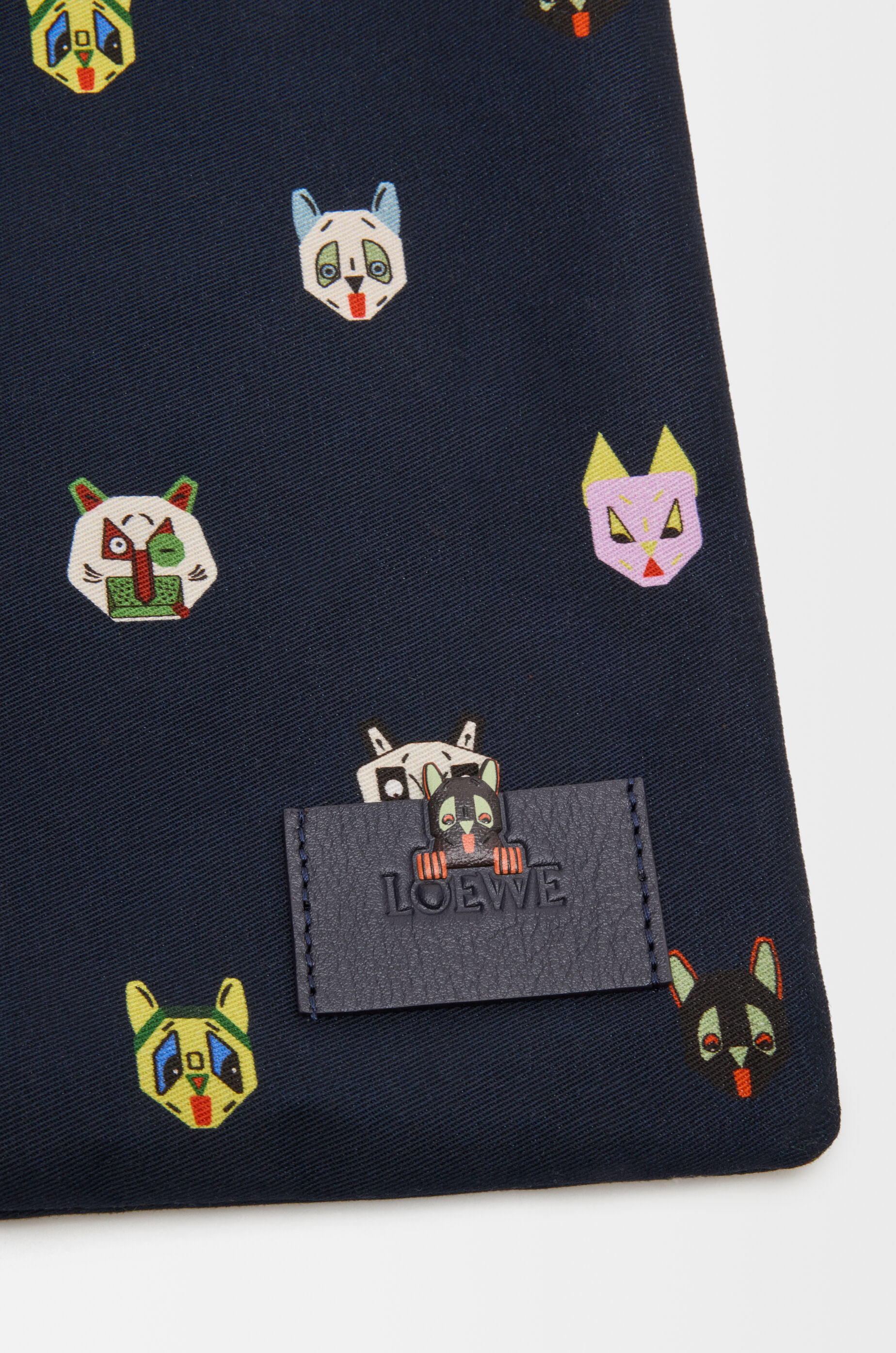 LOEWE ロエベ　キャッツ　ドローストリングポーチ　スモール キャッツ ドローストリングポーチ スモール（キャンバス） ブルー