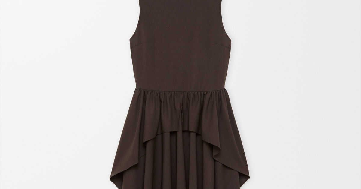 loewe brown dress in viscose and wool blend Embodying the quiet sense