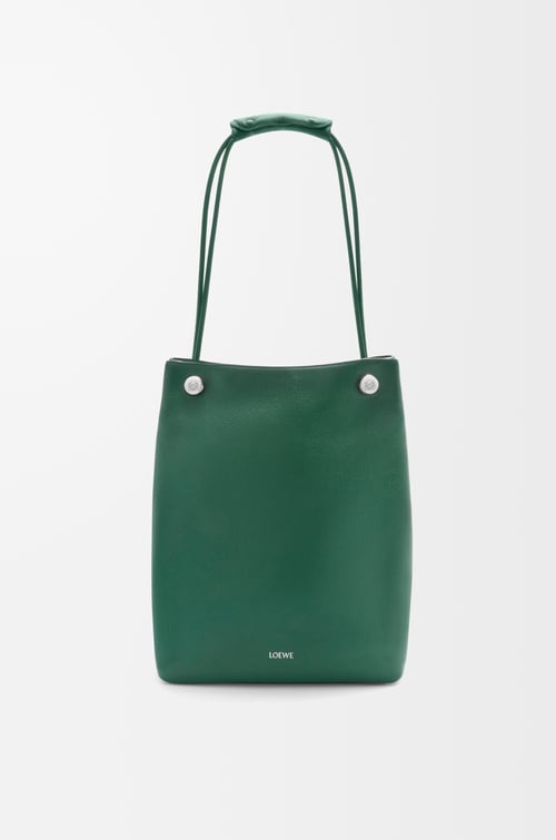LOEWE Bolso Pebble Hobo en piel de ternera graneada Verde Oscuro plp_rd