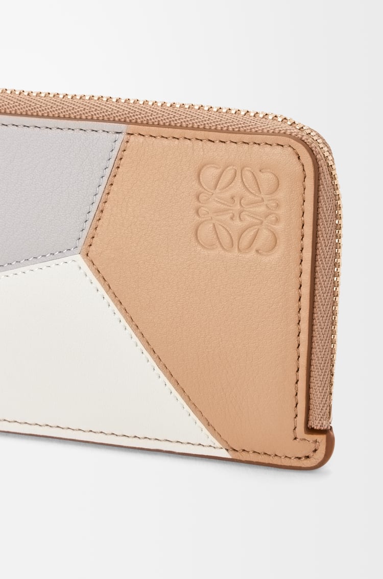 LOEWE Portacarte e portamonete Puzzle in pelle di vitello classica Ghost/Beige Delicato