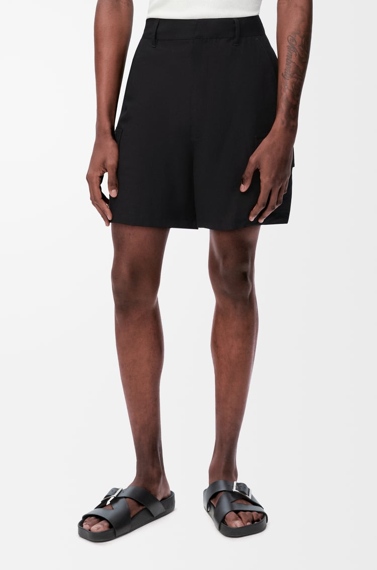 LOEWE Cargo shorts in viscose and linen Black