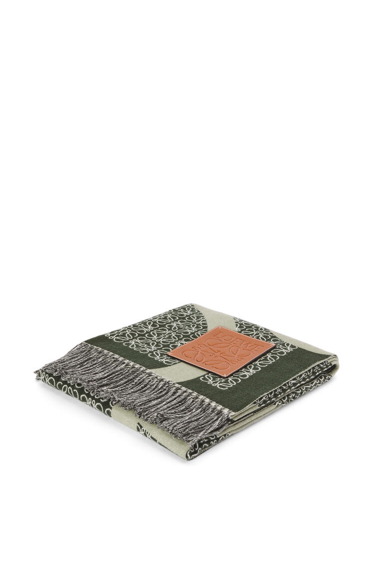 LOEWE Anagram blanket in wool Khaki Green pdp_rd