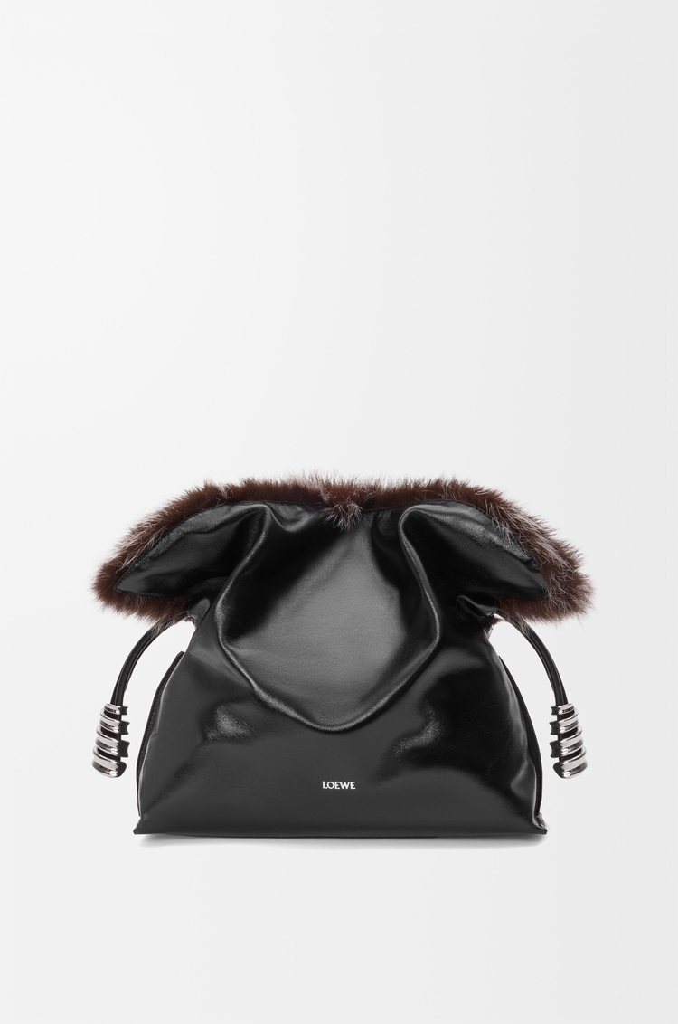 LOEWE 미디엄 플라멩코 클러치 - 글로시 램스킨 & 시어링 블랙