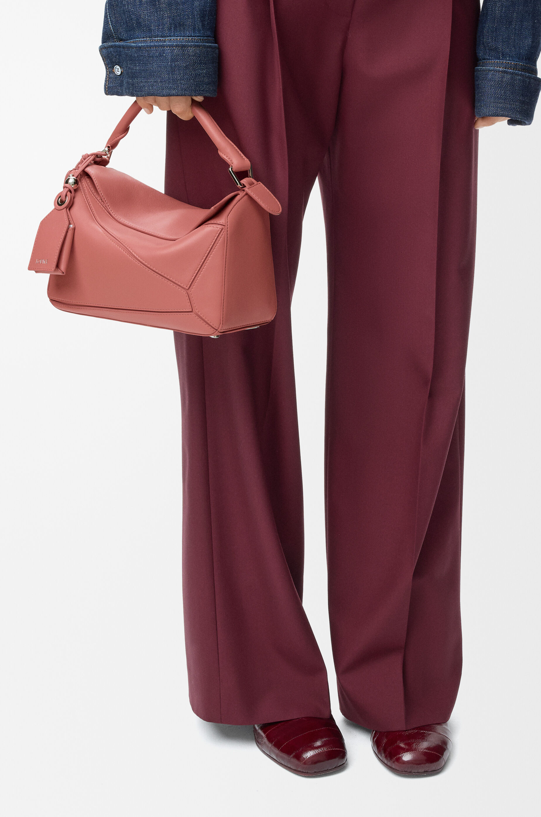 Small Featherlight Puzzle bag in nappa lambskin Beige - LOEWE USA