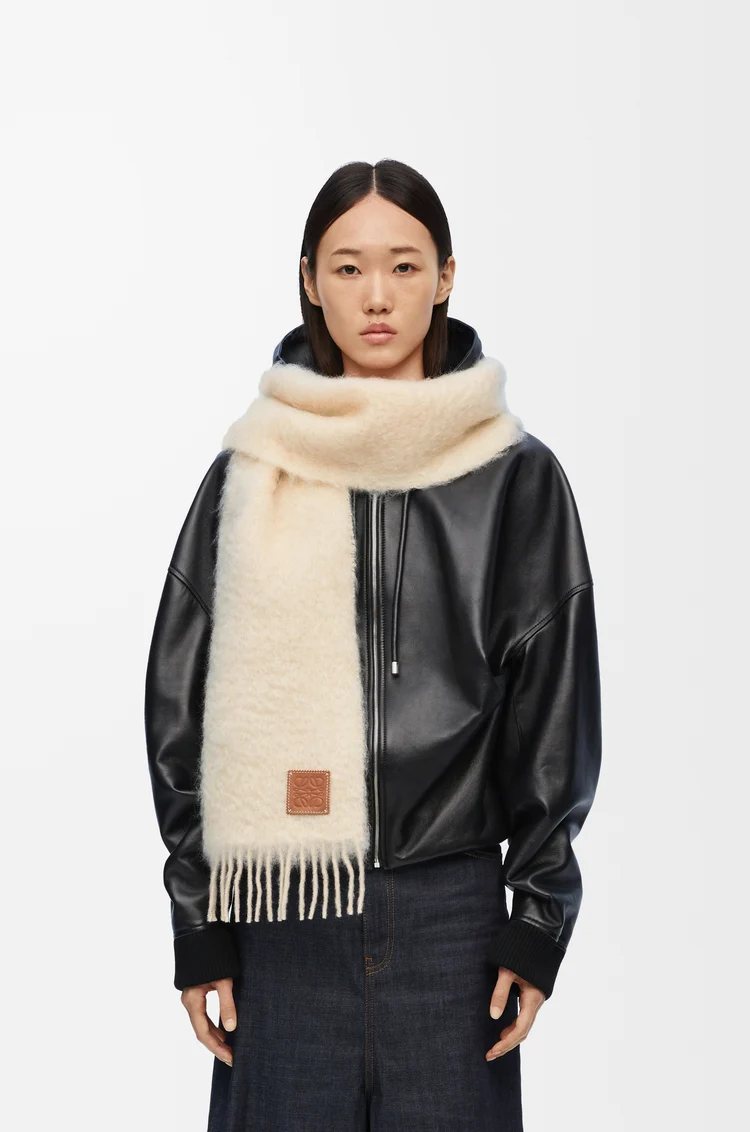 Scarf in mohair and wool blend