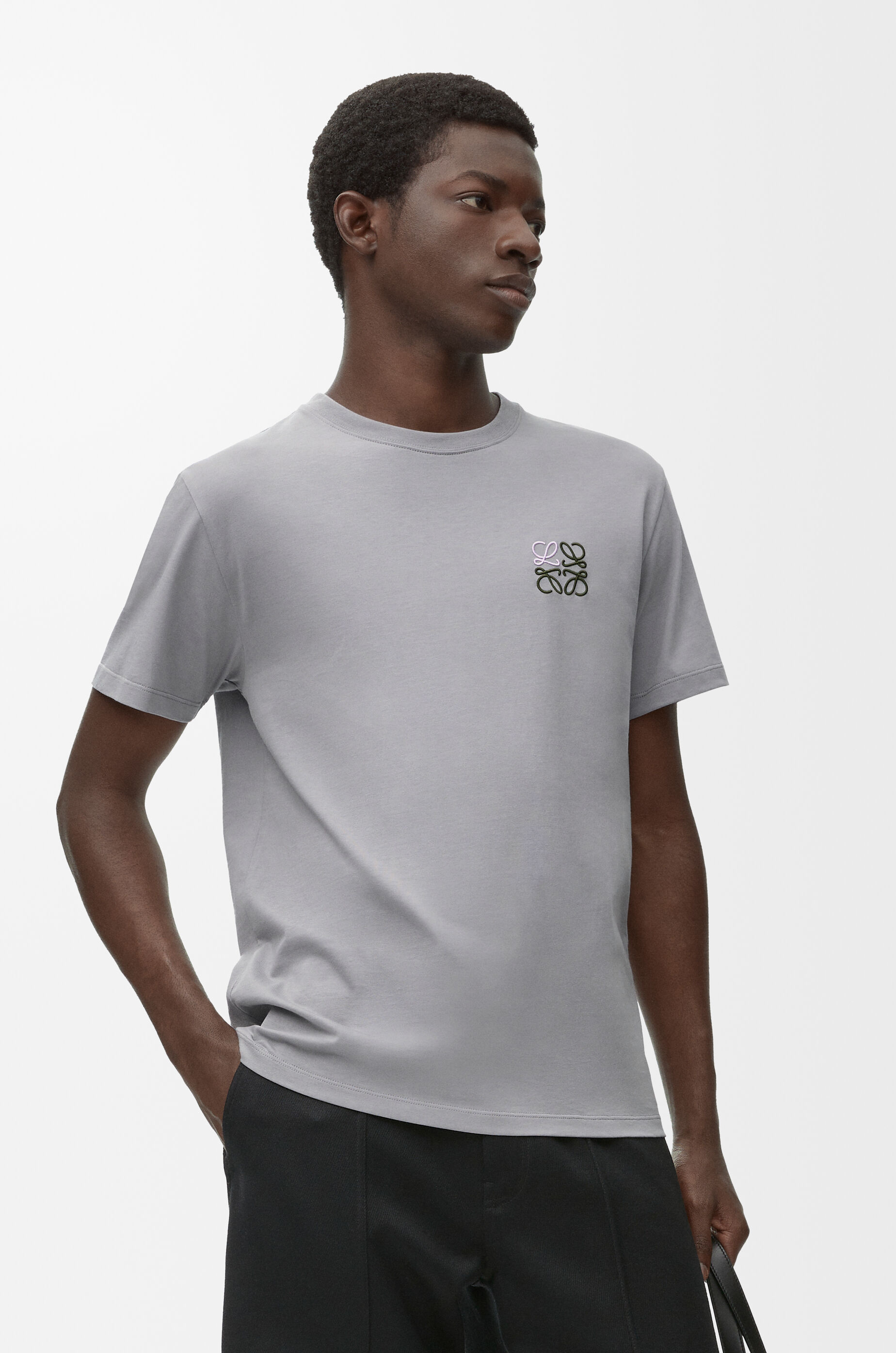 レギュラーフィット Tシャツ（コットン） ブラック - LOEWE