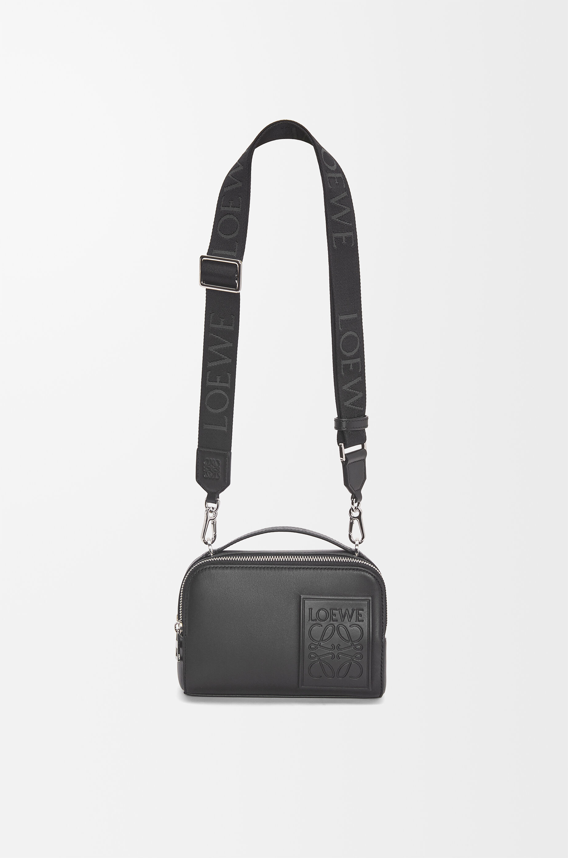 クロスボディ カメラバッグ ミニ（サテンカーフ） ブラック - LOEWE