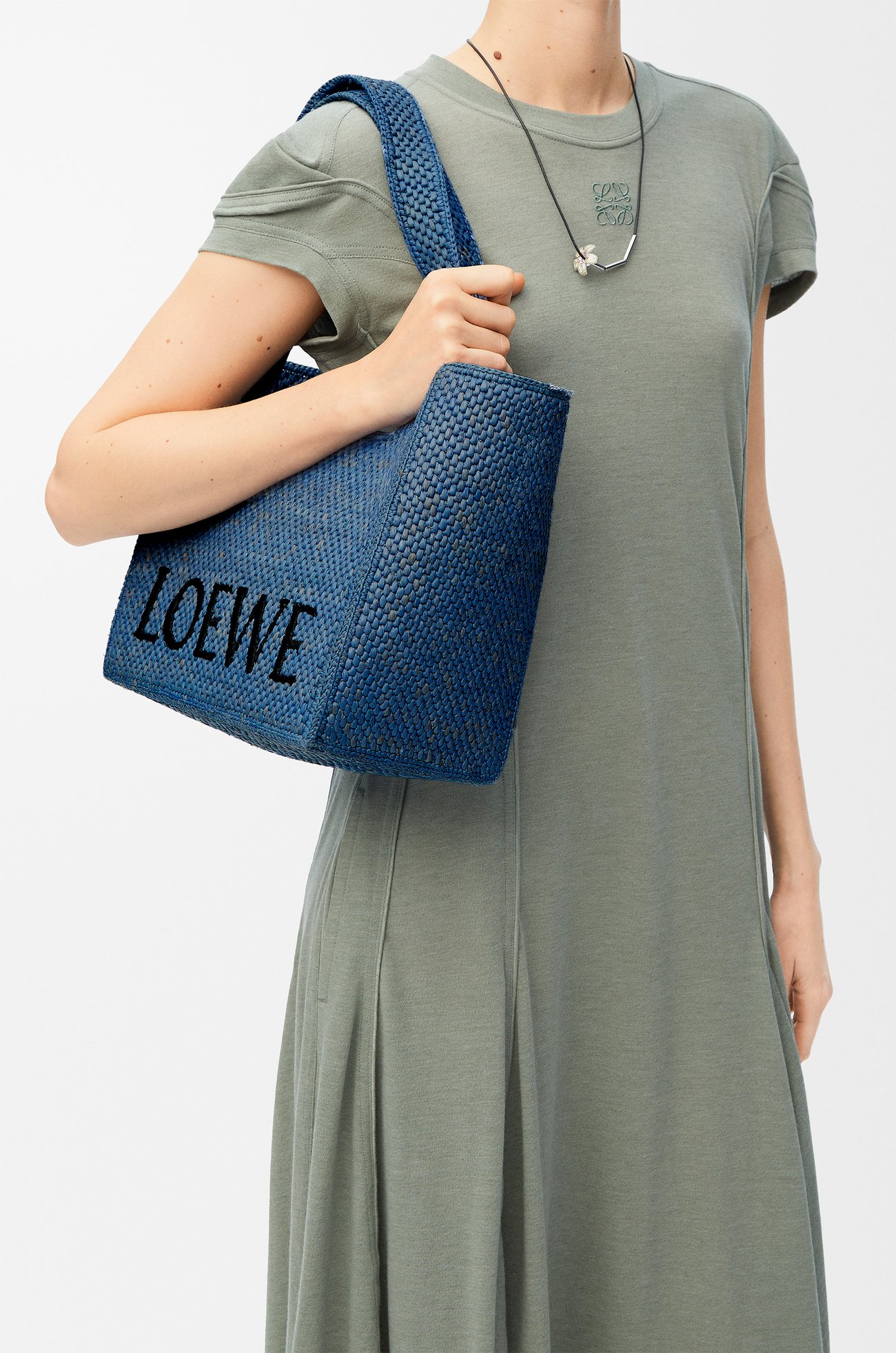 LOEWE Medium LOEWE Font tote in raffia Light Blue