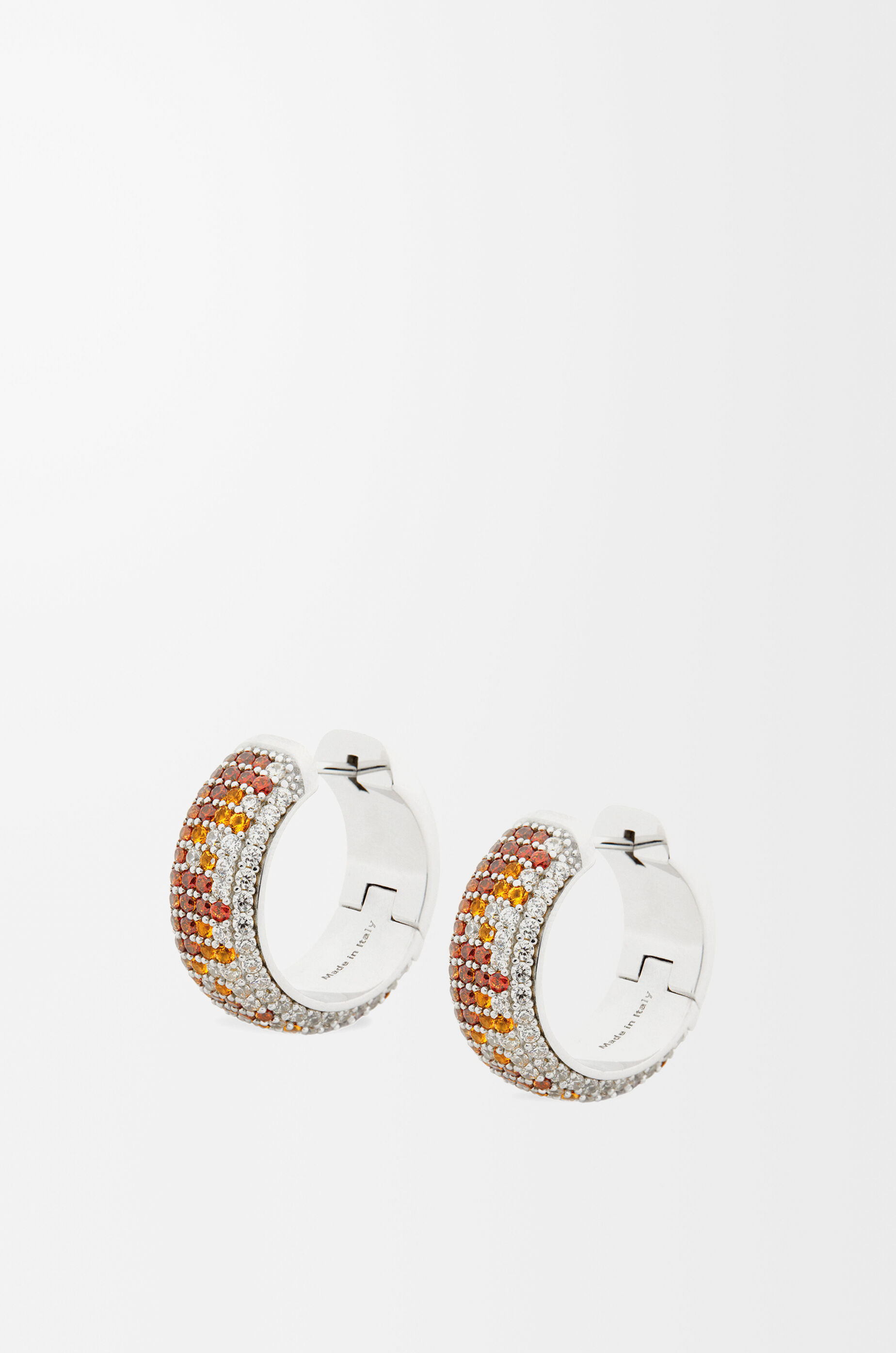 パヴェ フープ ピアス（スターリングシルバー＆クリスタル
