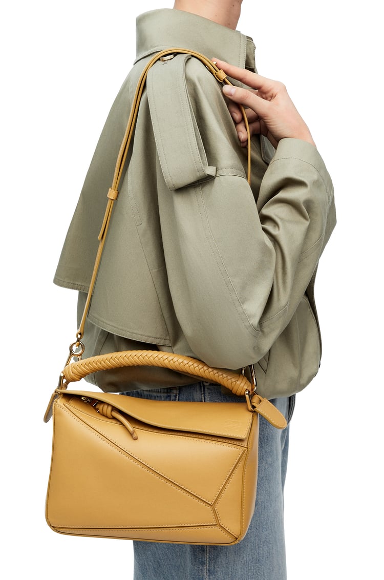 LOEWE Small Puzzle bag in mellow calfskin 撒哈拉色