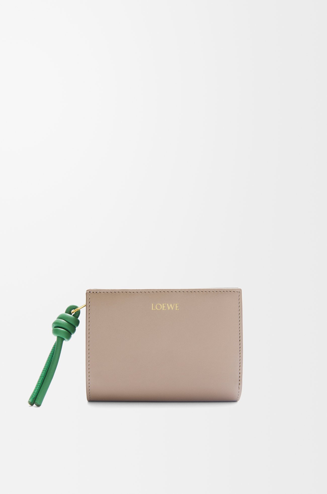 LOEWE Knot compact wallet in shiny nappa calfskin Sand/Tropical Green plp_rd