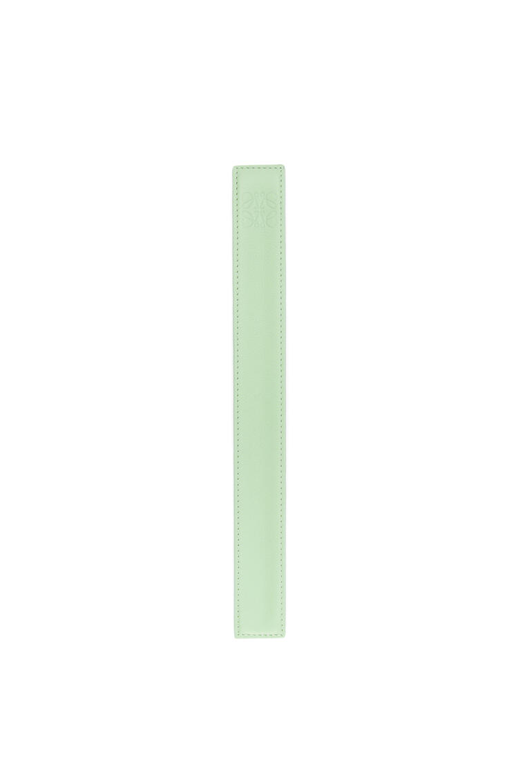 LOEWE Pulsera automática pequeña en piel de ternera Jade