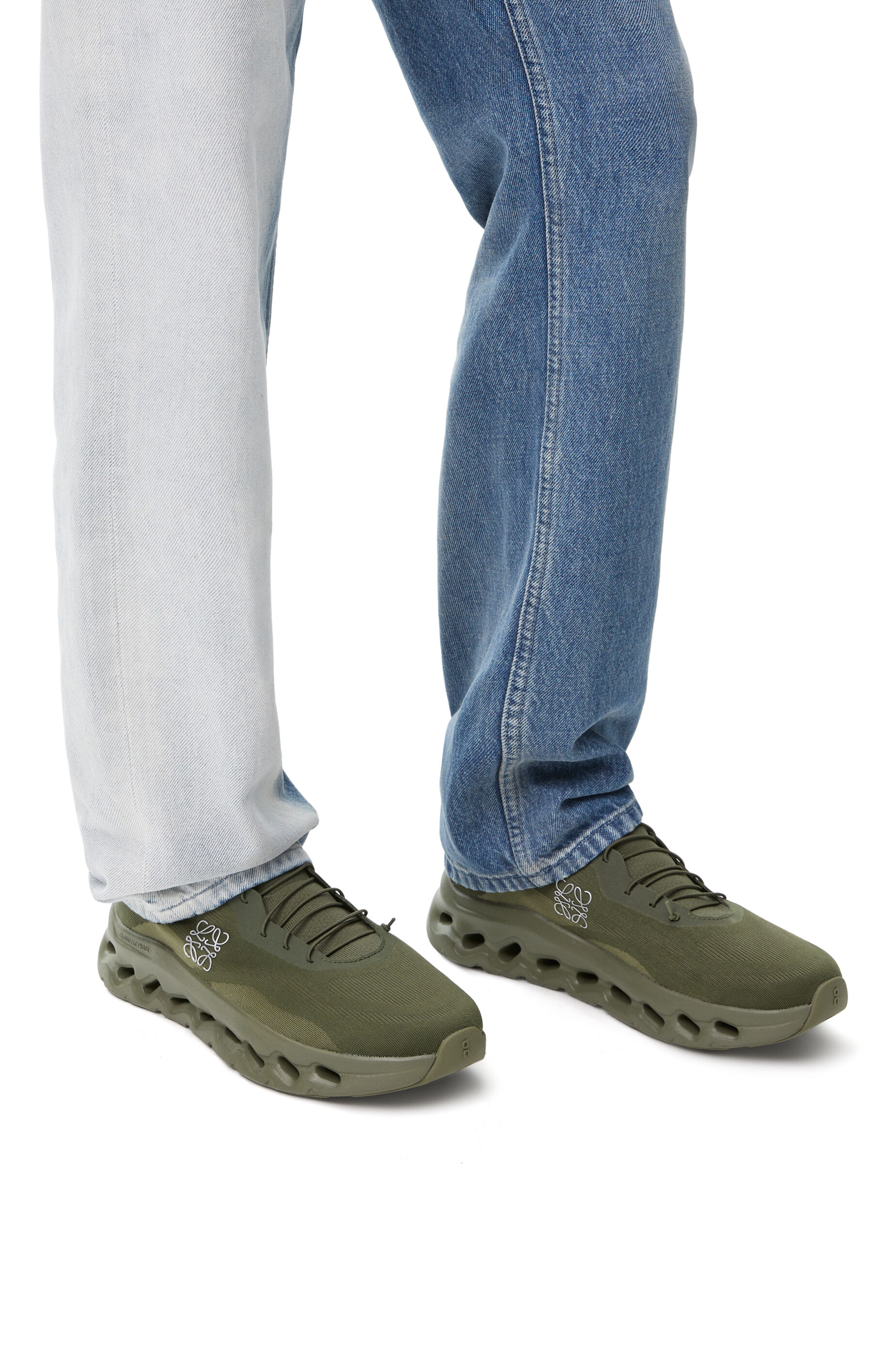 LOEWE on CLOUDTILT 42 カーキ スニーカー ファッション