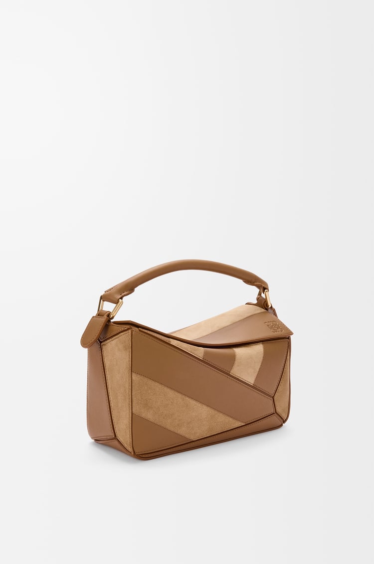LOEWE Bolso Puzzle pequeño en piel de ternera y ante Roble