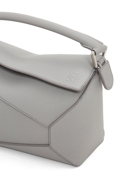 LOEWE Small Puzzle bag in soft grained calfskin Pearl Grey plp_rd