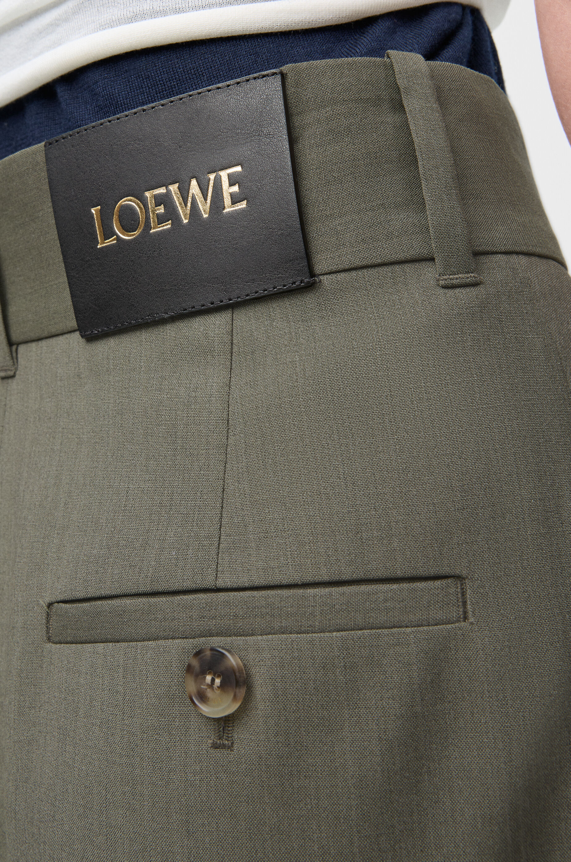 クロップド ラップ トラウザーズ（ウール） グリーン - LOEWE