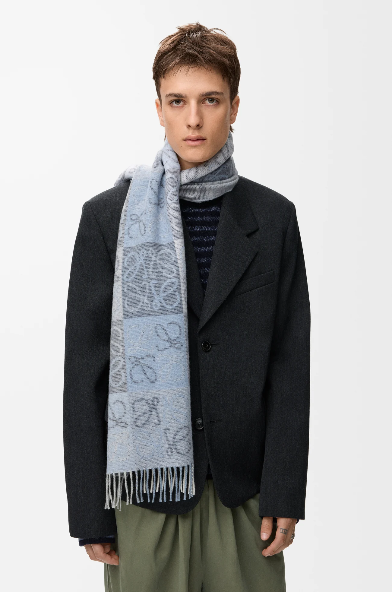 LOEWE Scarf in wool and cashmere Blue/White
