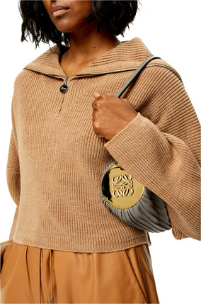 LOEWE Bracelet pouch in nappa calfskin and brass Asphalt Grey plp_rd