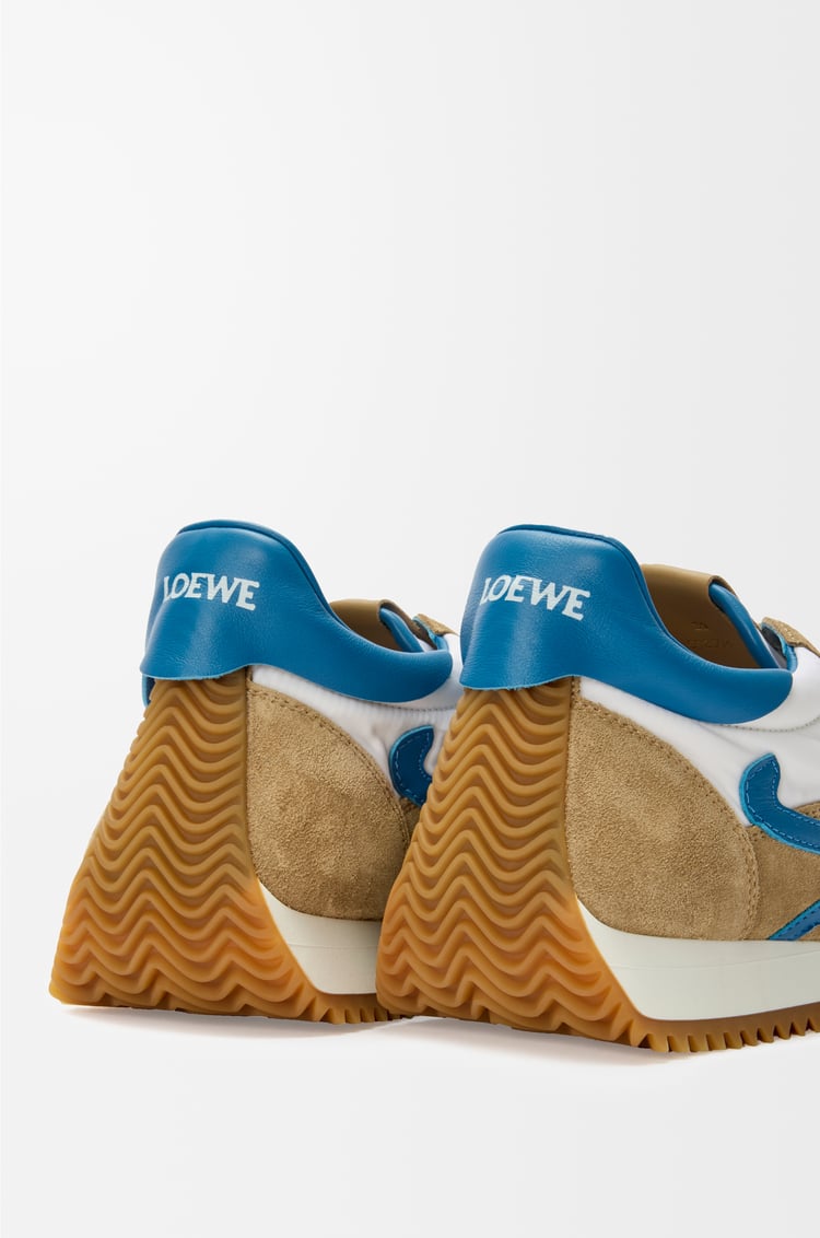 LOEWE Zapatilla Flow Runner 2.0 en nailon y ante Arena/Azul/Blanco