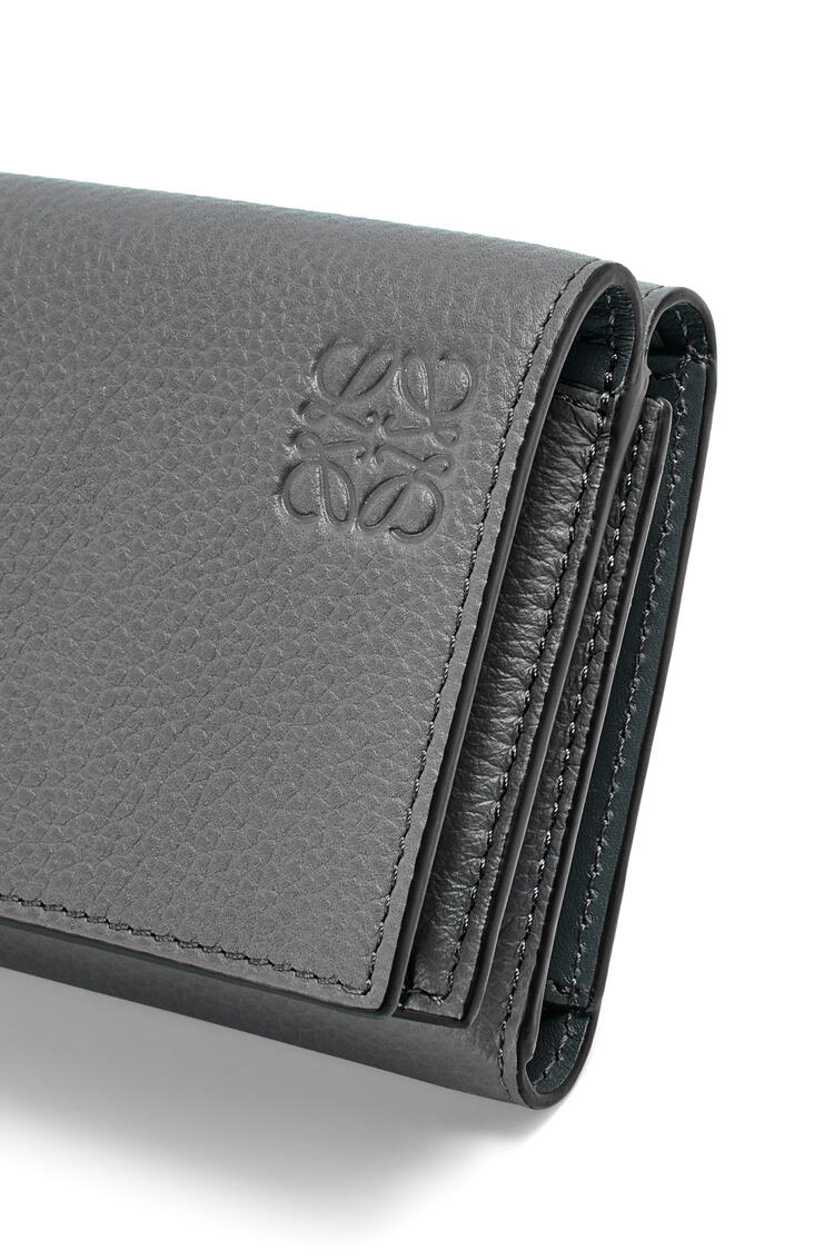 LOEWE Trifold wallet in soft grained calfskin Anthracite pdp_rd