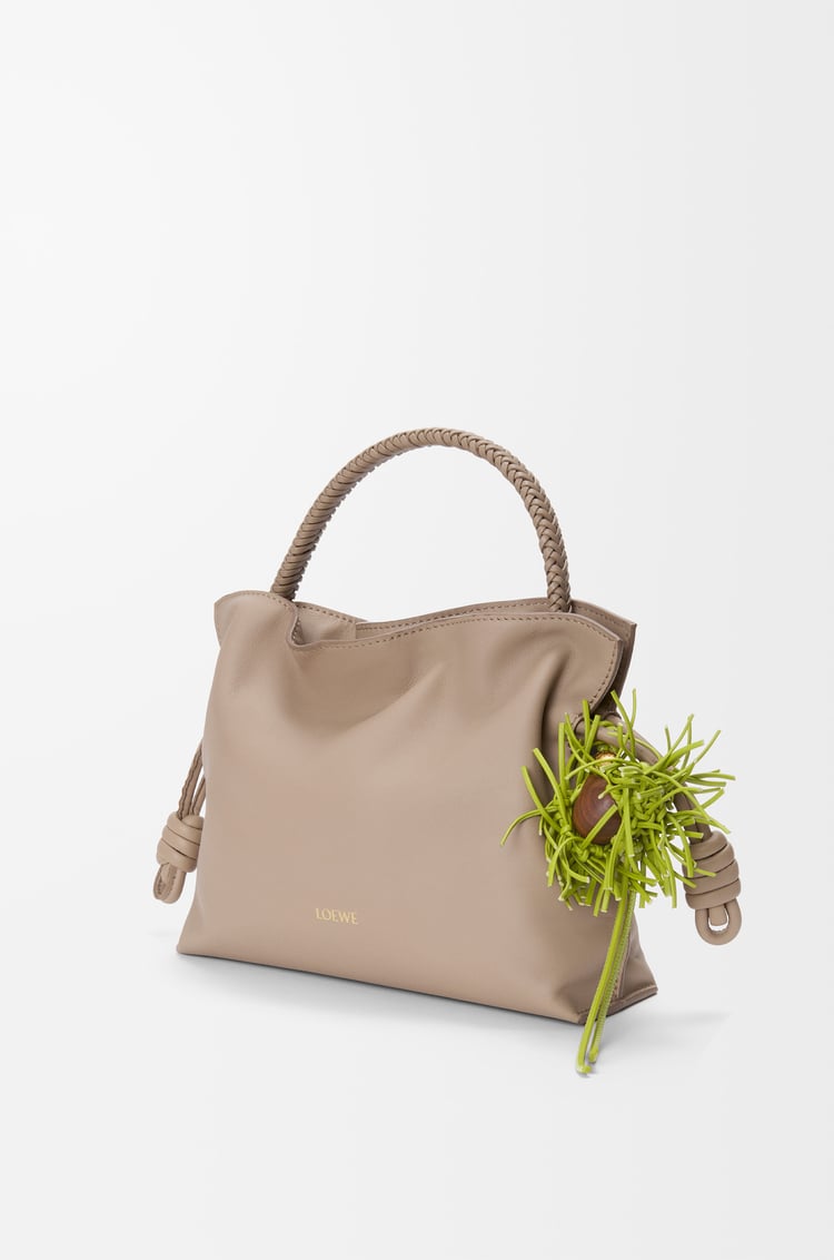 LOEWE Charm Chestnut en madera y piel de ternera Verde/Marron
