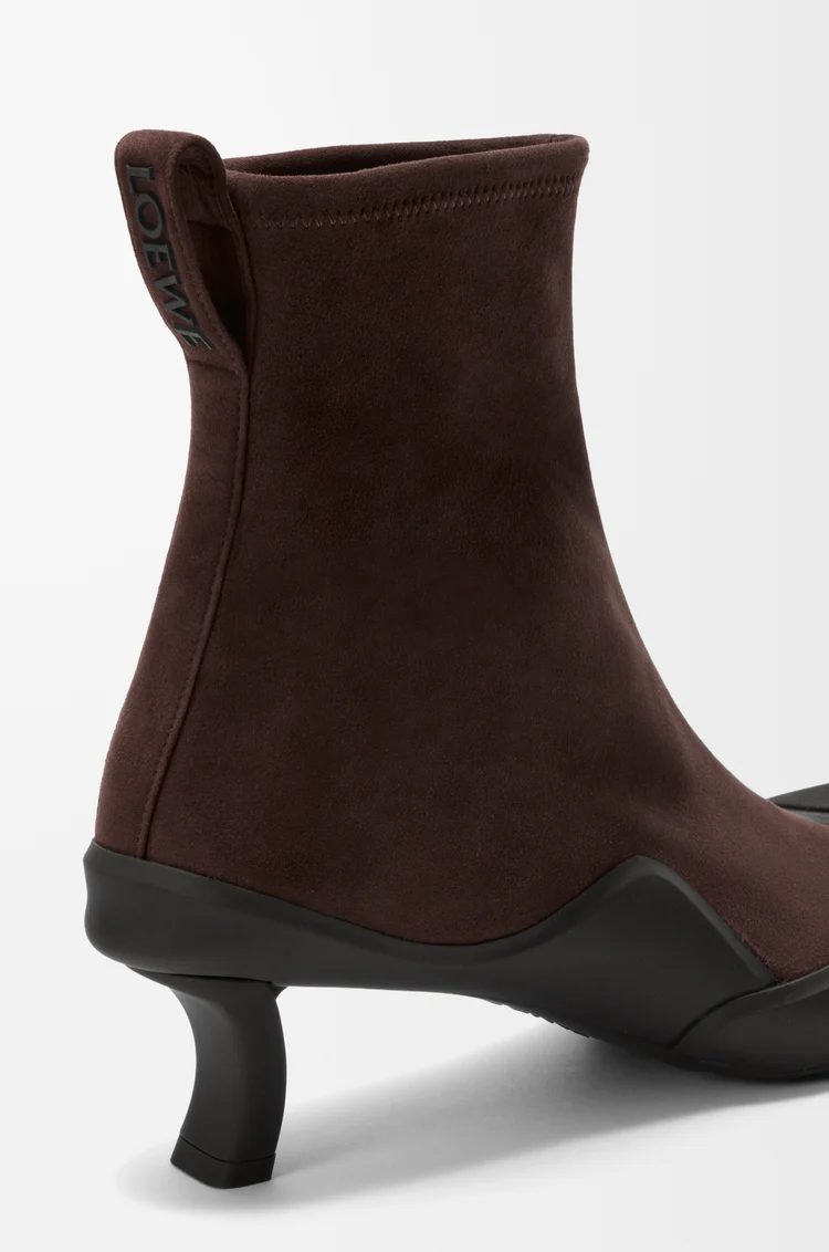 LOEWE Bottines Dive en cuir velours stretch Brownie Foncé