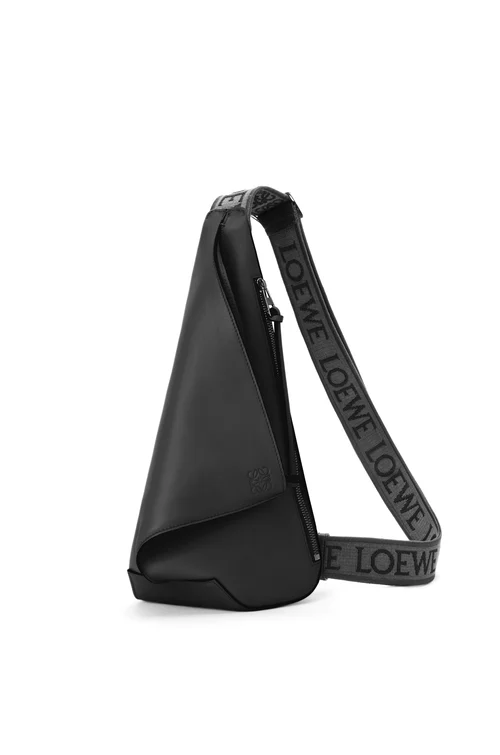LOEWE ロエベ アントン スリング レザー ショルダー バッグ ブラック  